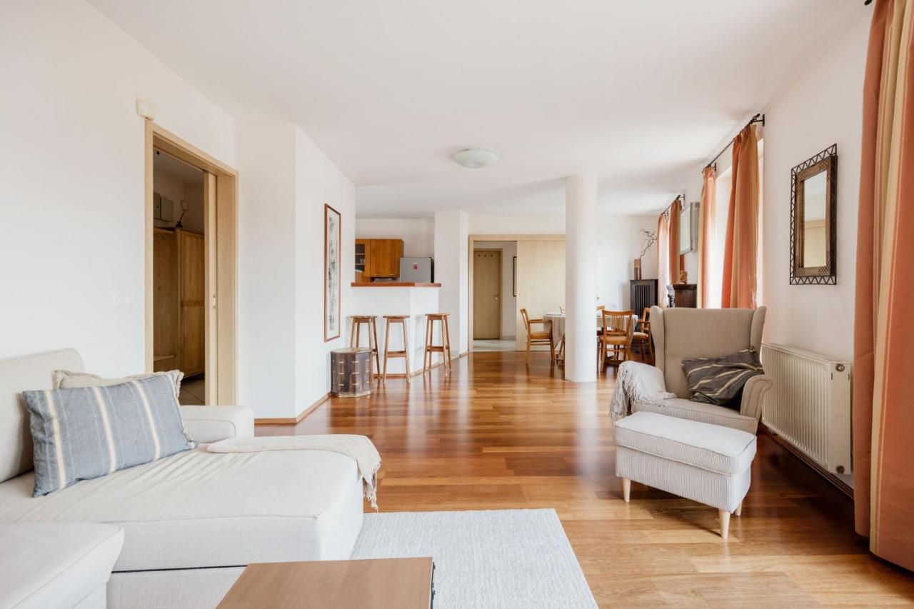 Bright And Spacious Penthouse W/ Terrace & Parking Budapeste Exterior foto