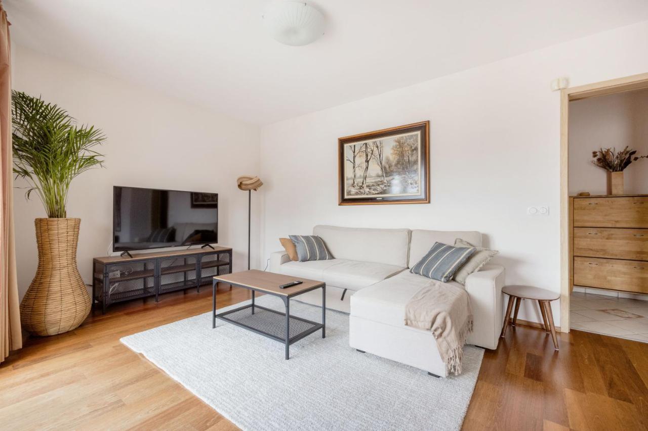 Bright And Spacious Penthouse W/ Terrace & Parking Budapeste Exterior foto
